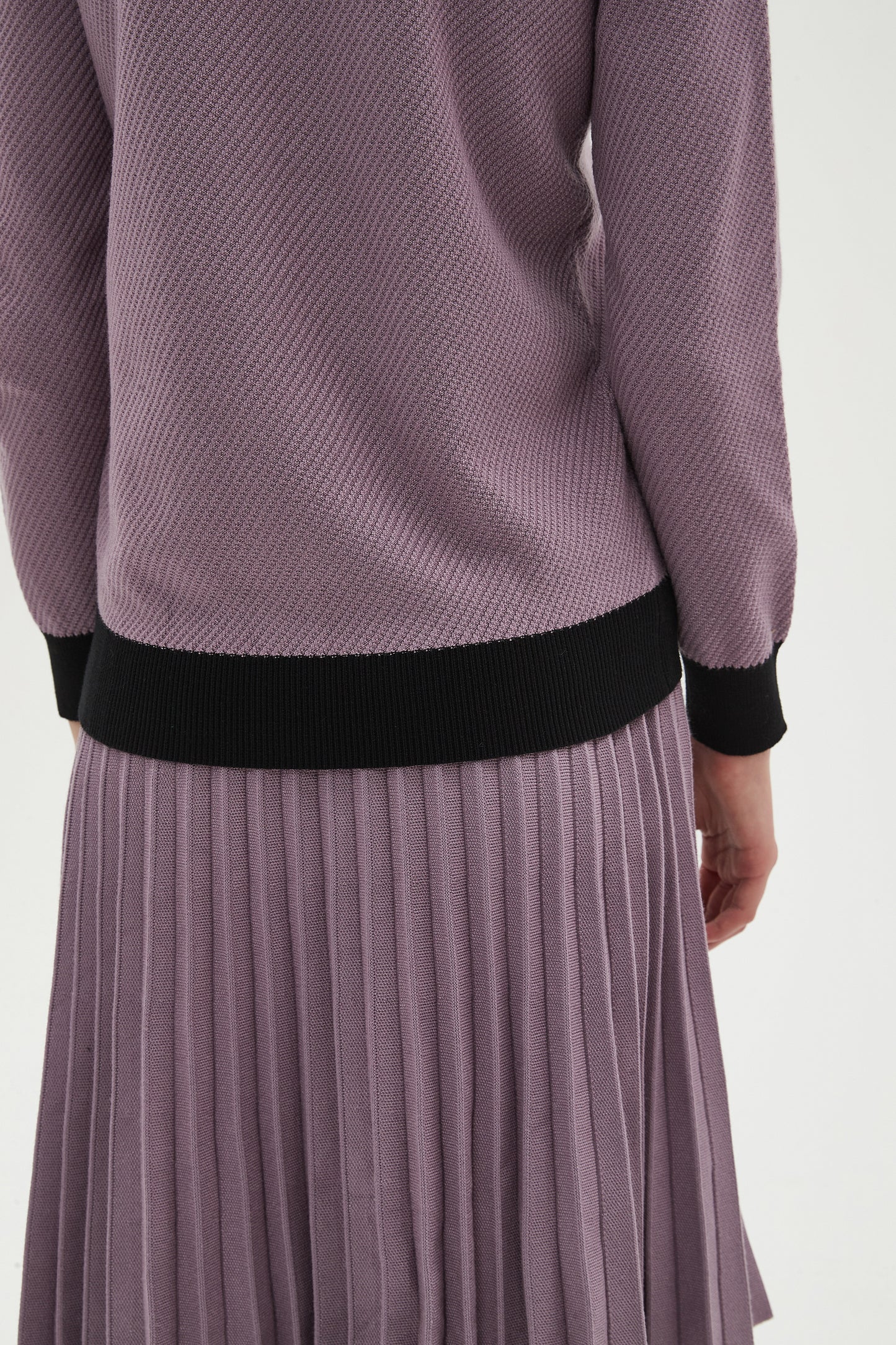 MM YEAR ROUND PLEATED - DUSTY LAVENDER