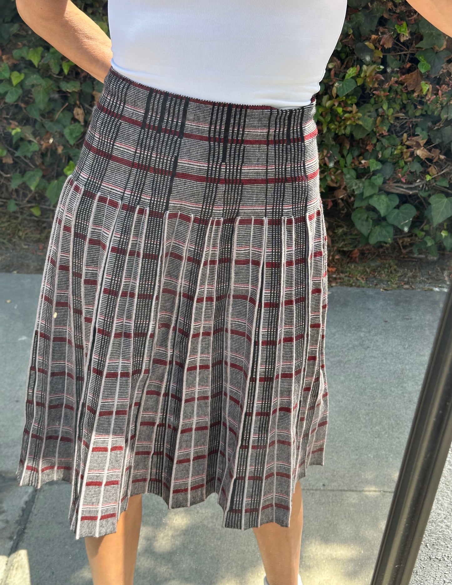 PLAID PLEATED 1