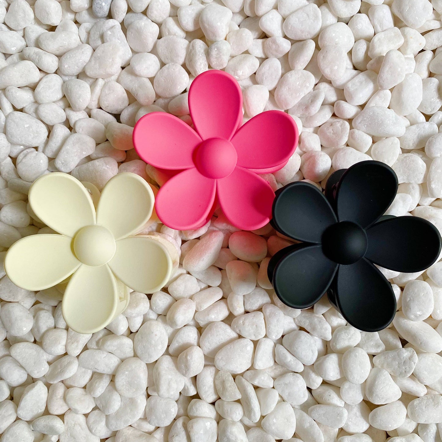 Daisy Days Hair Claw Set: Blush Olive