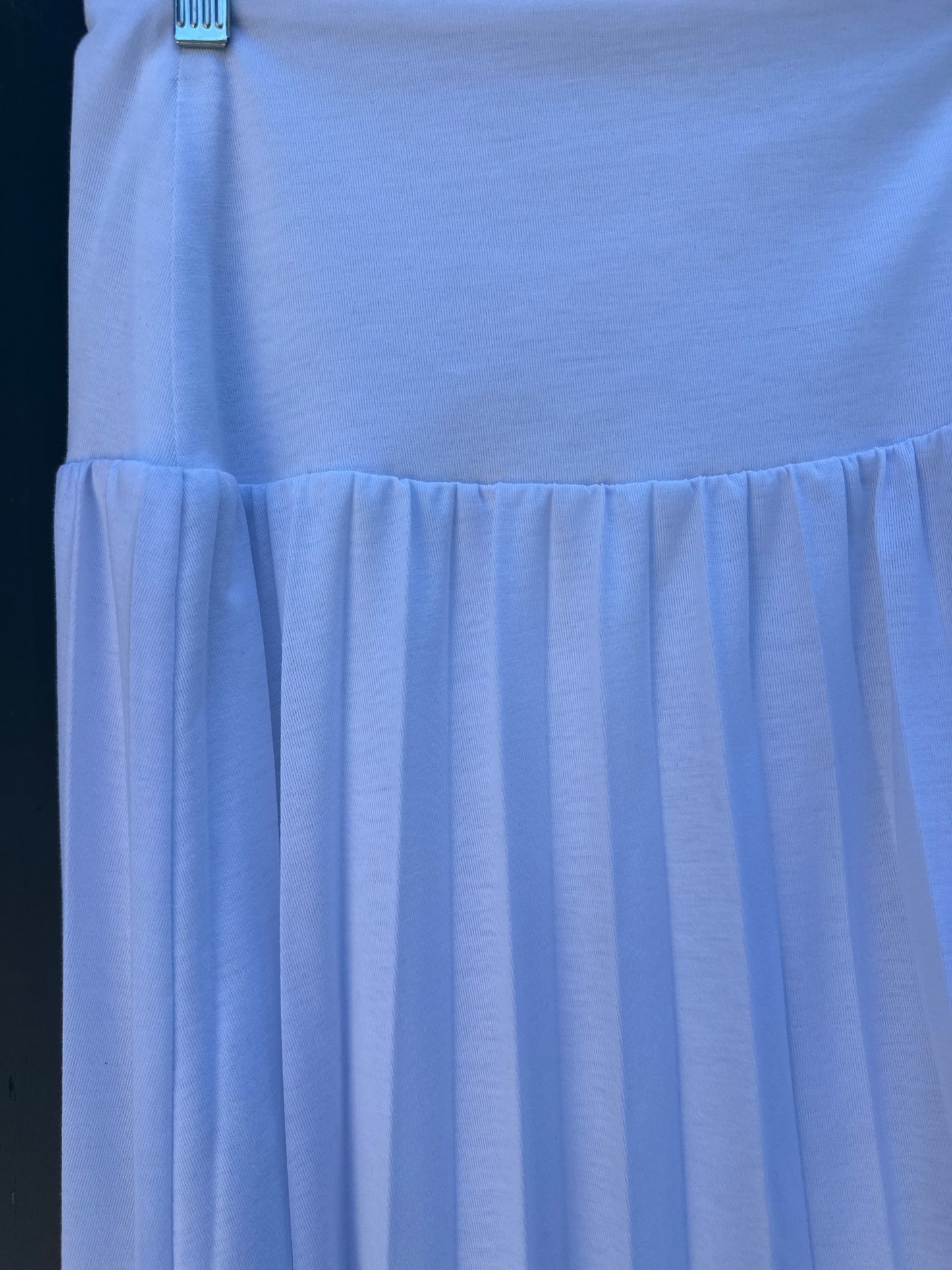 COTTON WHITE PLEATED SKIRT