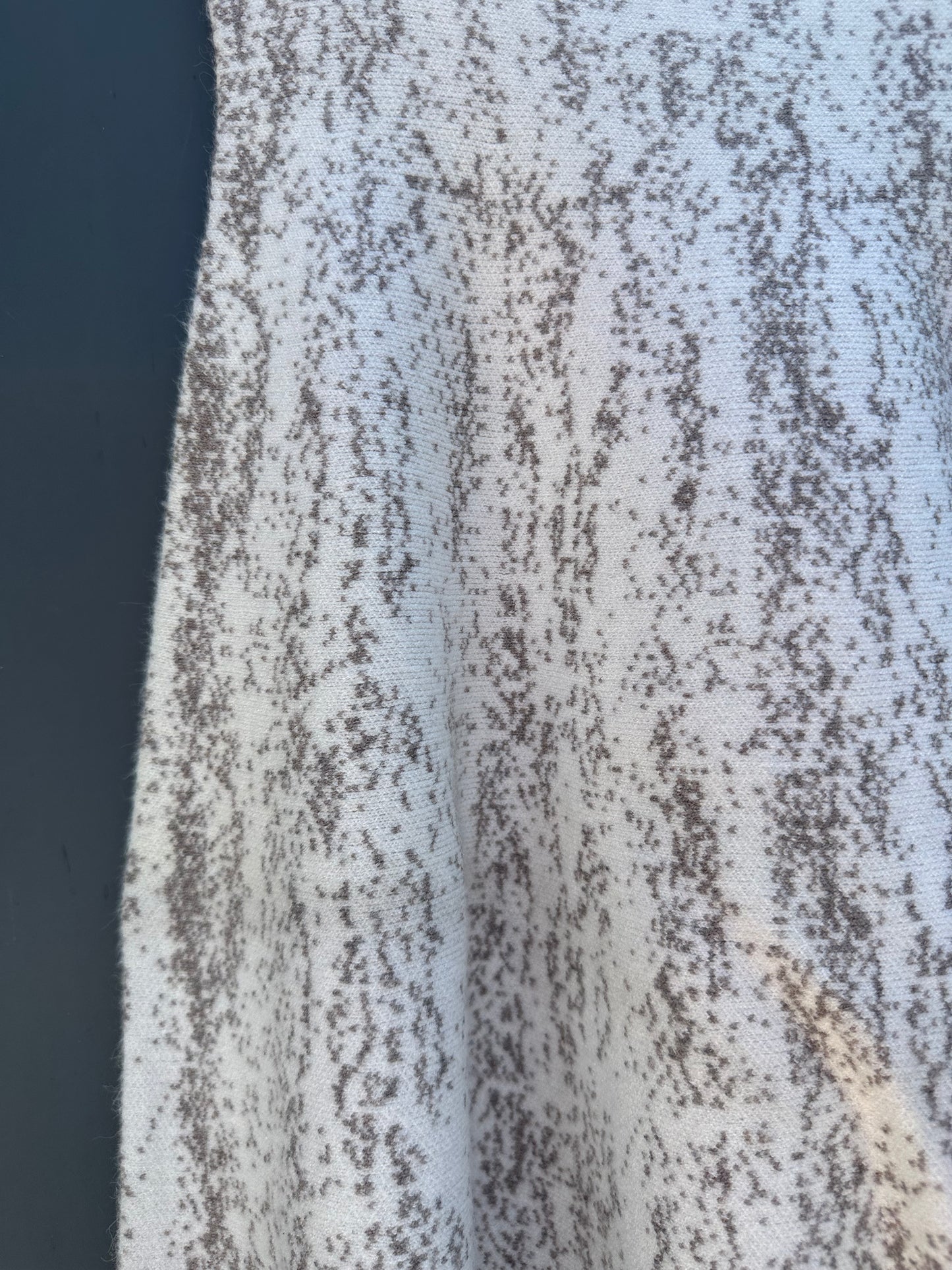 SNAKE PRINT YEAR ROUND