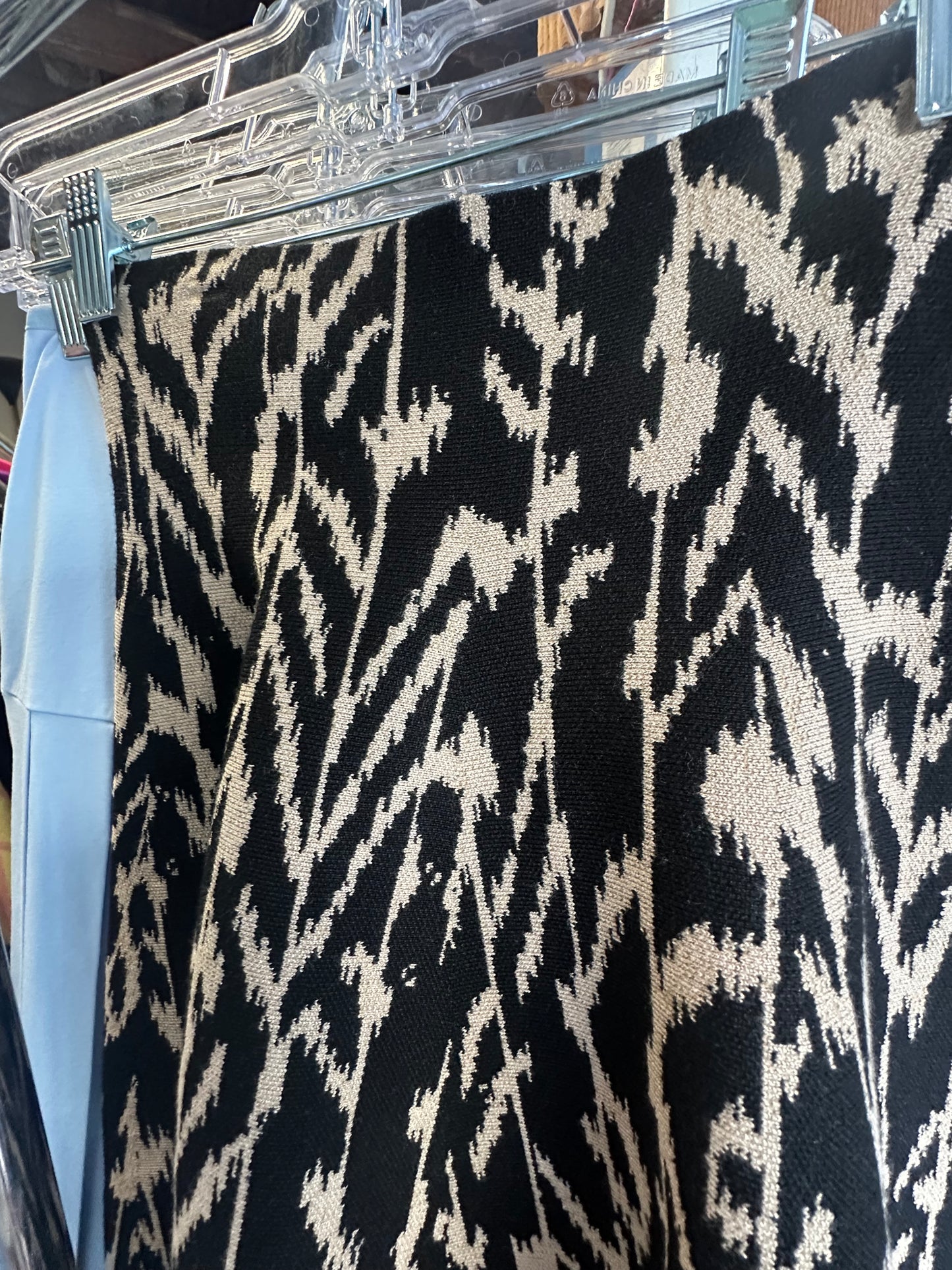GEO ANIMAL PRINT MM - BEIGE BLACK