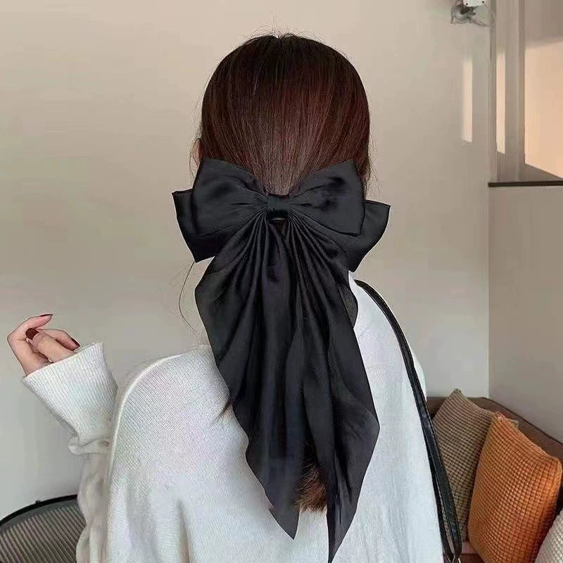OVERSIZE SILKY BOW
