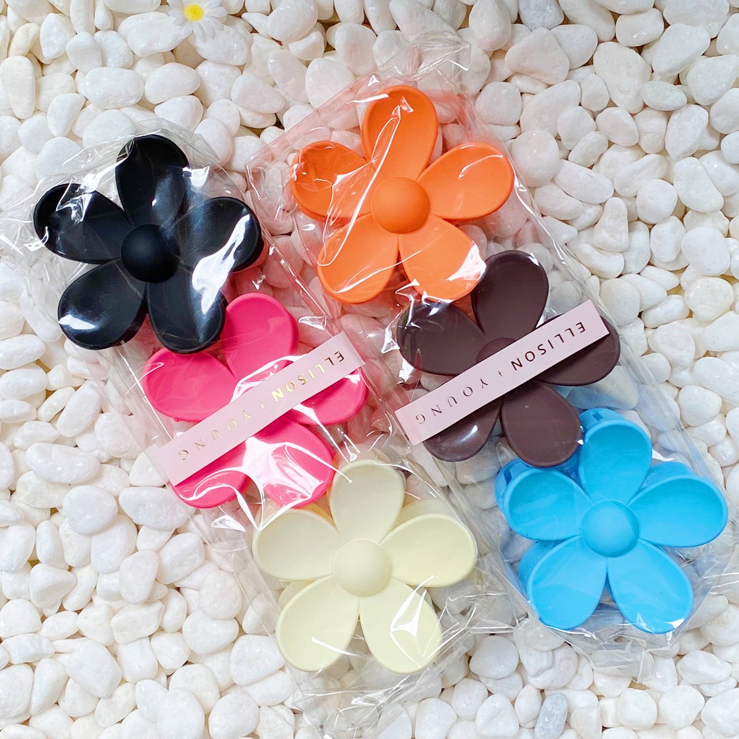 Daisy Days Hair Claw Set: Blush Olive
