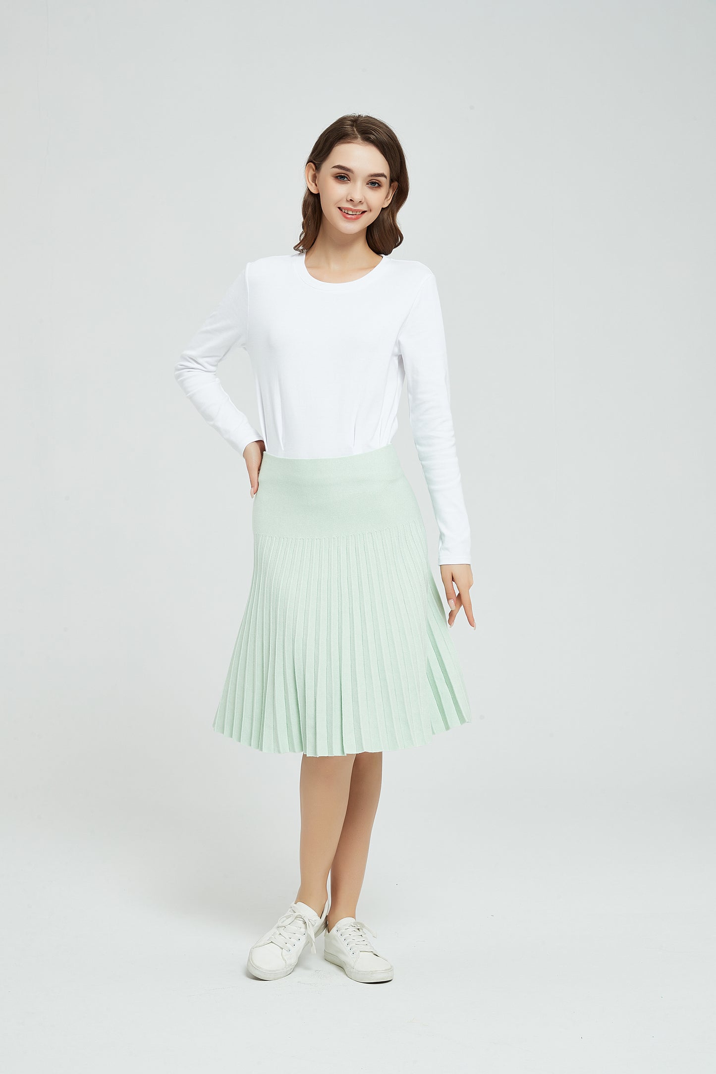MM YEAR ROUND PLEATED - LIGHT MINT