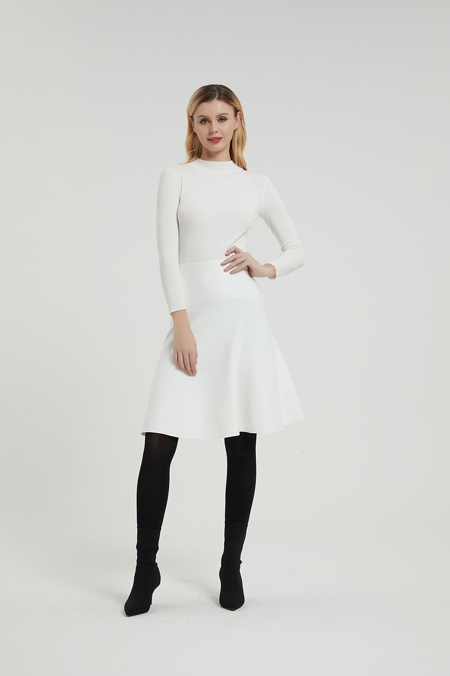 AMAZING MM SKIRT - YEAR ROUND CREAM