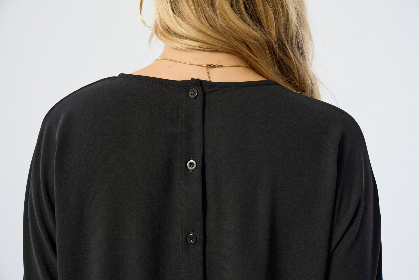 MM PERFECT BLACK DRESSY TOP - 7/8 SLEEVE