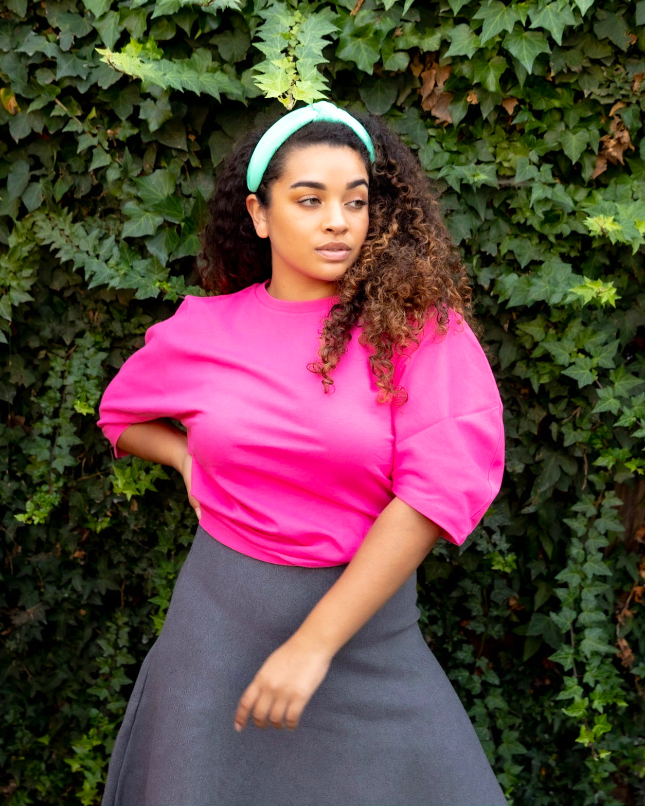 MM PURPLE LABEL - YR RND CHARCOAL (PLUS SIZE)