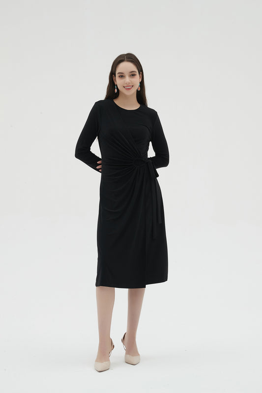 WHY IS A WRAP DRESS SO AMAZING?