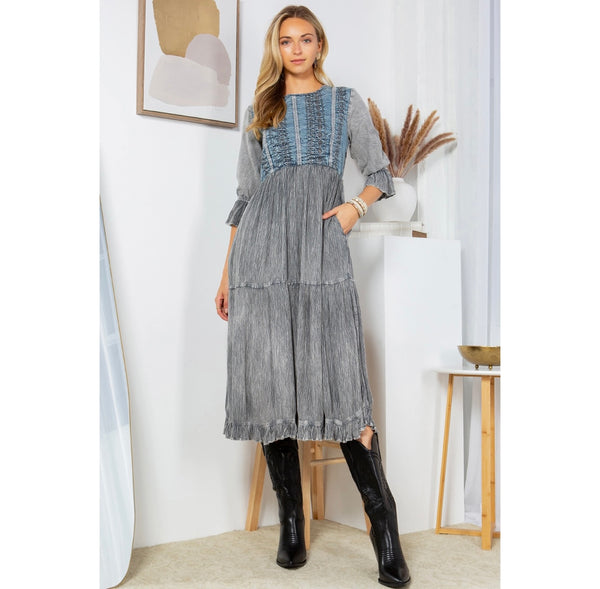 Tiered Mid-Length Dress with Lace