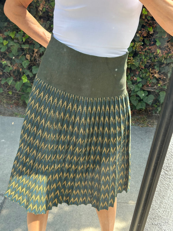 EMERALD AND GOLD PLEATED SKIRT