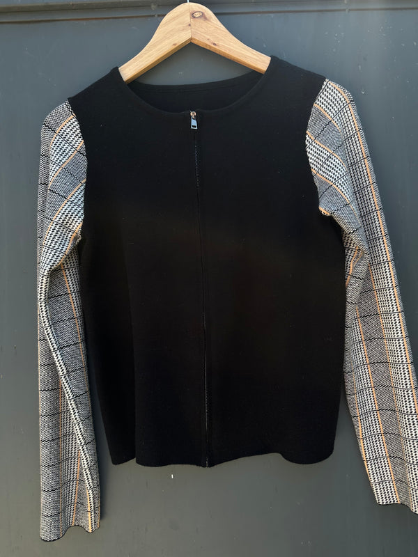 PLAID SLEEVE JACKET WITH YR RND SKIRT