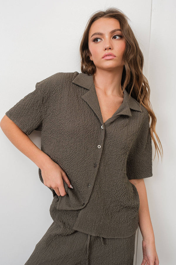 TEXTURED OVERSIZED SHIRT