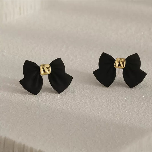 BLACK BOW EARRINGS