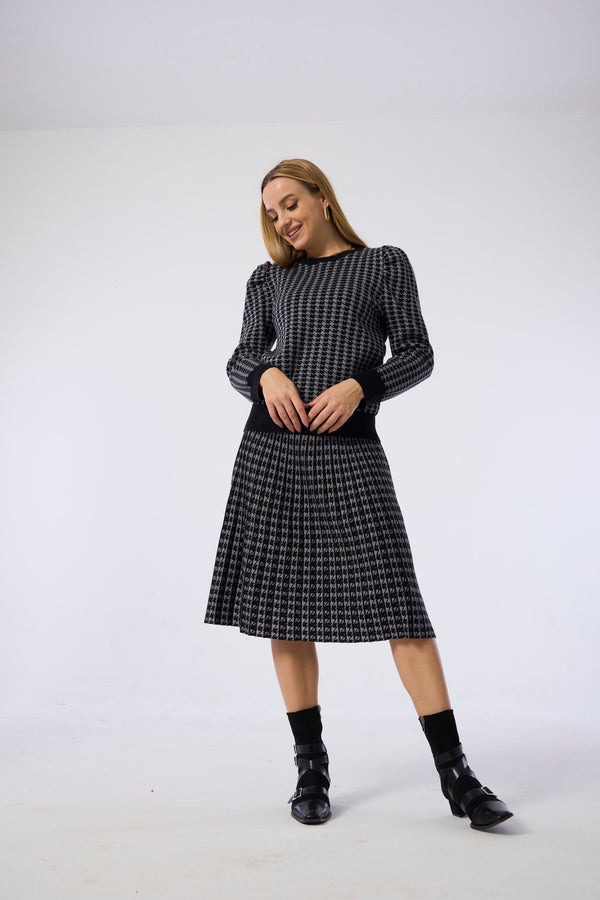 MM FLAT PLEATED - Black Grey Houndstooth