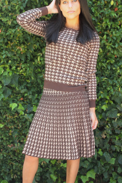 MM YEAR ROUND PLEATED - BROWN HOUNDSTOOTH