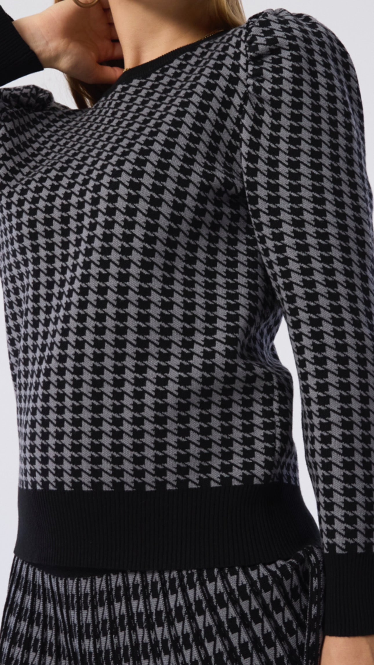 MM FLAT PLEATED - Black Grey Houndstooth